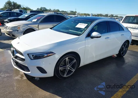 2019 Mercedes-Benz A 220 из США, поврежденный, VIN WDD3G4EB4KW030814